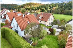Bezugsfreies Familienhaus in ruhiger Ortsrandlage – charmant, gepflegt und einladend – Die vollständige Adresse der Immobilie erhältst du vom Anbieter., 86459 Gessertshausen – Vorschaubild 5