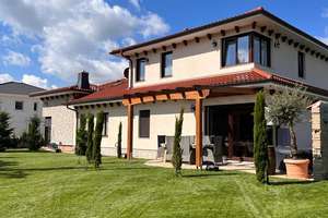 Mediterrane Villa zentral in Fallersleben 
 – Die vollständige Adresse der Immobilie erhältst du vom Anbieter., 38442 Fallersleben, Wolfsburg – Vorschaubild 4