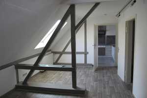 3-Zimmer-Dachgeschosswohnung in Köln Braunsfeld - WG geignet – Köln – Vorschaubild 1
