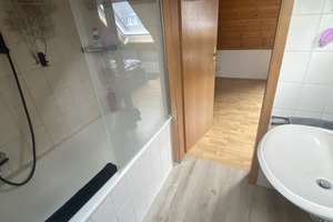 Einmalige Maisonette-Wohnung mit wunderschönem Balkon  – Die vollständige Adresse der Immobilie erhältst du vom Anbieter., 40227 Oberbilk, Düsseldorf – Vorschaubild 12