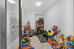 Modernes, massiv gebautes XXL-Einfamilienhaus mit Einliegerwohnung, drei Bädern, Doppelgarage u.v.m. – Die vollständige Adresse der Immobilie erhältst du vom Anbieter., 92339 Beilngries – Vorschaubild 21