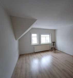 BEZUGS-&/PROVISIONSFREI! Helle 3,5-Zi. Maisonette:Zentrum Glauchau/2 Etagen/Fernsicht/Kü/Stellpl/Bal