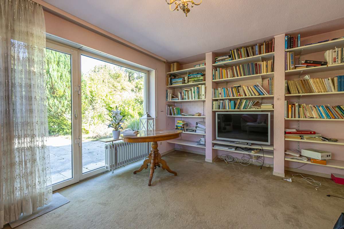 Immobilie in Walzbachtal - Großzügiges Anwesen in attraktiver Aussichtslage von Jöhlingen - Bild 6