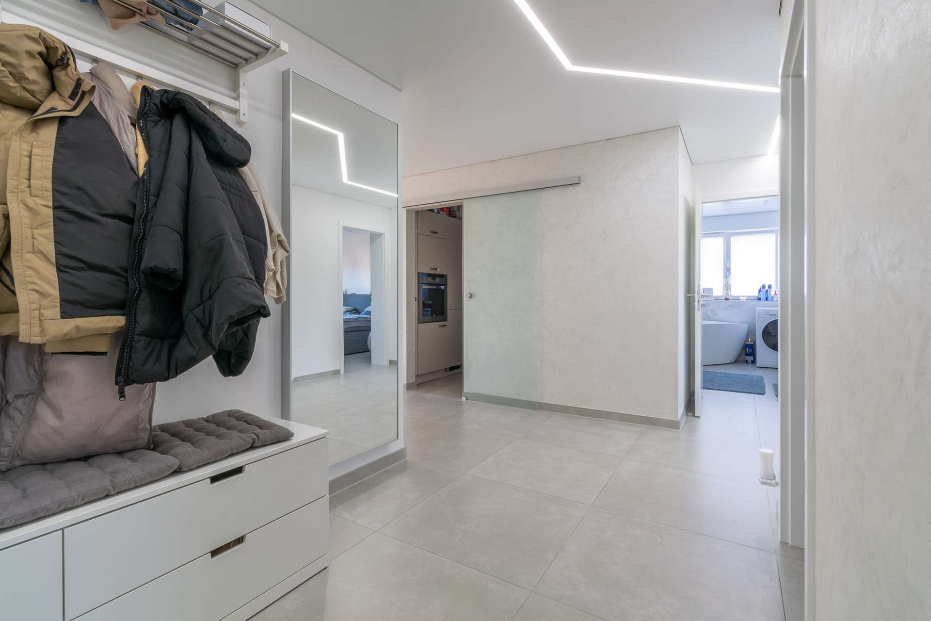 Immobilie in Waldenburg - Familienwohnung im Luftkurort Waldenburg, die keine Wünsche offenlässt! - Bild 3