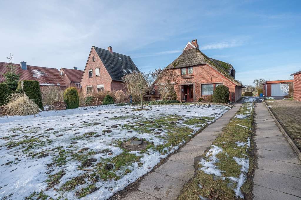 Immobilie in Stadland - Charmantes Reetdachhaus in idyllischer Lage - Bild 3