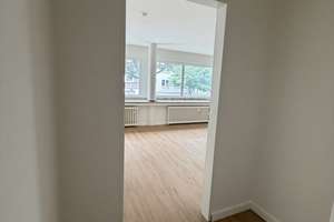 Modernisiertes Loft-Apartment mit großem Wohnbereich in Essen – Kurfürstenstraße 12, 45138 Südostviertel, Essen – Vorschaubild 9