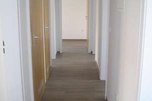 Perfekt! Hier zieh' ich ein! Renovierte 4-Zimmer-Wohnung in Stadtrandlage! – Schlehenstr. 66, 59063 Mitte, Hamm – Vorschaubild 4