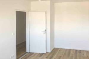 Modern ausgestattete 4-Zimmer-Wohnung mit Südbalkon und Weitblick – Die vollständige Adresse der Immobilie erhältst du vom Anbieter., 91058 Schönfeld, Erlangen – Vorschaubild 4