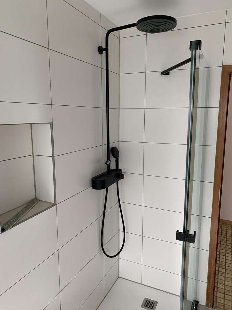 Immobilie in Buchenbach - Charmantes Dreifamilienhaus in sonniger Hanglage von Buchenbach-Wagensteig - Bild 12