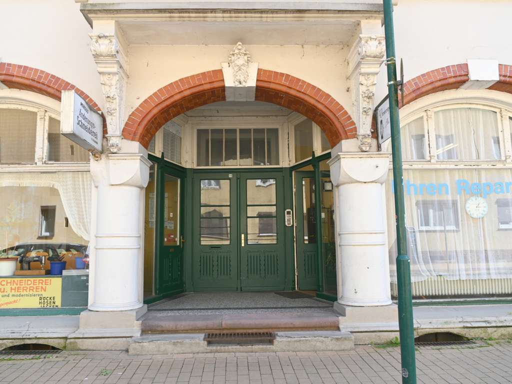 Immobilie in Neumünster - Neumünster: Faktor 11! Vermietete Wohn- und Gewerbeimmobilie in bester Innenstadtlage - Bild 1