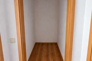 Modernes Wohnen auf 2 Ebenen - frisch renovierte 3 Zi.-Wohnung