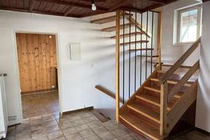 Großzügiges Einfamilienhaus in Erbach mit Einliegerwohnung in Hanglage – viel Platz & Potenzial – Die vollständige Adresse der Immobilie erhältst du vom Anbieter., 89155 Erbach – Vorschaubild 4