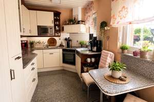 Großzügiges Mehrfamilienhaus mit vielseitigem Raumangebot, Photovoltaikanlage und Garage in Elsen – Die vollständige Adresse der Immobilie erhältst du vom Anbieter., 33106 Elsen, Paderborn – Vorschaubild 8