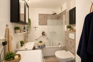 Über den Dächern von Lübeck – gepflegte 2,5-Zimmer-Wohnung mit Loggia und Weitblick – 23558 Buntekuh, Lübeck – Vorschaubild 6