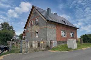 Keine Käuferprovision; Einfamilienhaus aus Verwertung – Die vollständige Adresse der Immobilie erhältst du vom Anbieter., 36404 Oechsen – Vorschaubild 2