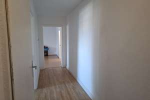 Geräumige, helle 2-Zimmerwohnung im Zentrum von Karlsruhe-Mühlburg/Peter-und-Paul-Platz! – Die vollständige Adresse der Immobilie erhältst du vom Anbieter., 76185 Mühlburg, Karlsruhe – Vorschaubild 5