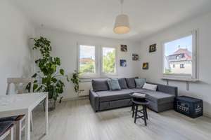 Freiraum & Möglichkeiten: Freistehendes MFH mit großem Garten und Entwicklungspotenzial – Die vollständige Adresse der Immobilie erhältst du vom Anbieter., 71636 West, Ludwigsburg – Vorschaubild 10