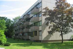 Helle 3-Zimmer Wohnung im 2. OG mit Balkon in München-Moosach