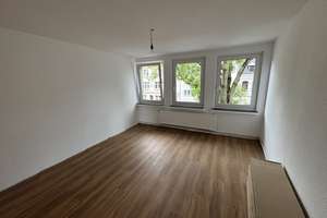 Zentrale Wohnung mit 3 Zimmern und 2 Balkone in Altenbochum – Wittener Straße 145, 44803 Altenbochum, Bochum – Vorschaubild 3