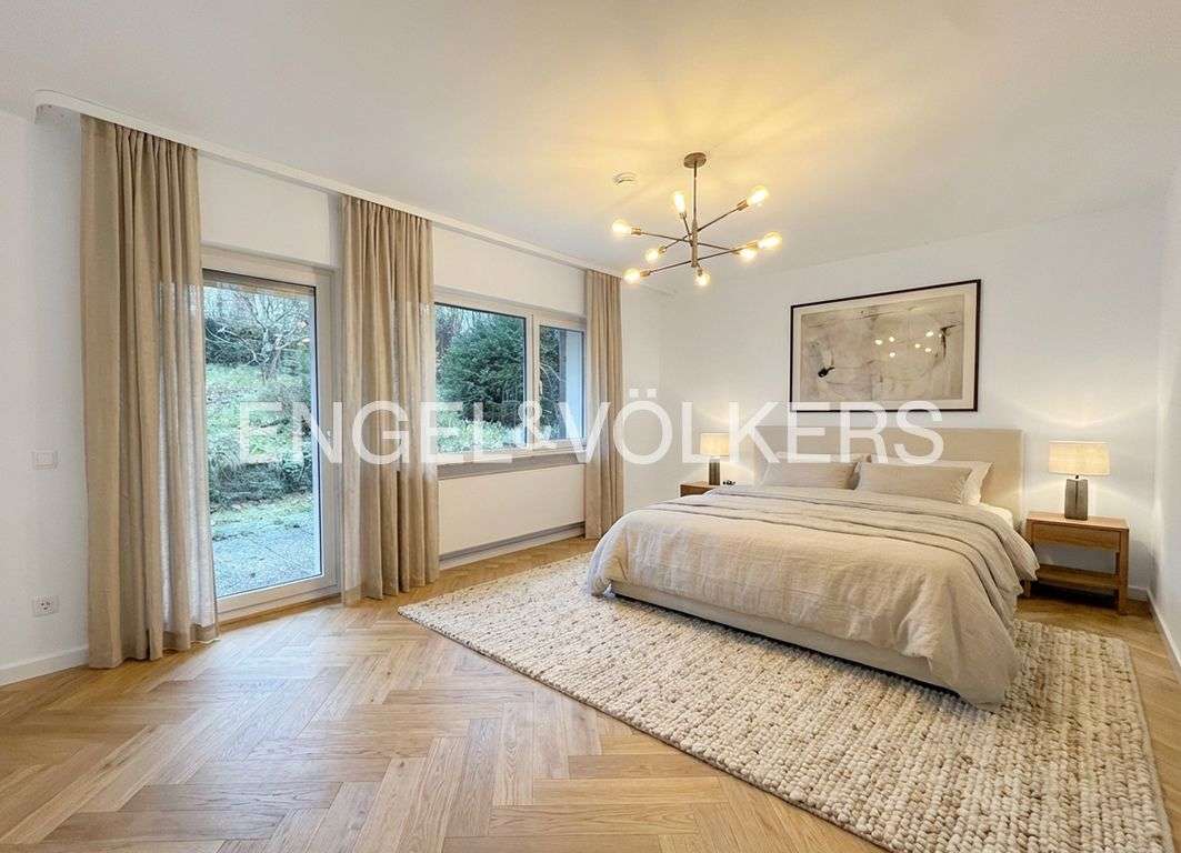 Immobilie in Usingen - Einfamilienhaus mit 7 Zimmern in Waldrandlage - Bild 11