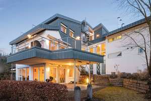 Aussicht-Architektur-Lebensqualität! Wohnen in bester Lage Reutlingens – Die vollständige Adresse der Immobilie erhältst du vom Anbieter., 72766 Reutlingen-Mitte, Reutlingen – Vorschaubild 5