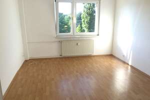 2-Raum-DG-Wohnung mit Wohnküche zum Wohlfühlen zu vermieten!