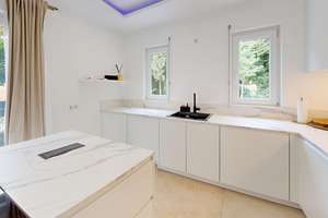 RE/MAX - EFH im grünen Münchner Norden! – Die vollständige Adresse der Immobilie erhältst du vom Anbieter., 80995 Feldmoching, München – Vorschaubild 5