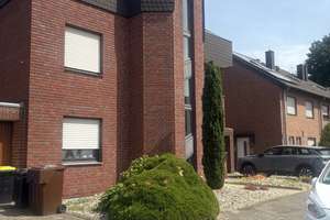 Viel Platz für den Alltag in dieser 4-Zimmer-Wohnung in Mönchengladbach