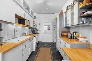Altbau- Charme von 1910 – Großzügige 4-Zimmer-Wohnung im Westlichen Ringgebiet – Die vollständige Adresse der Immobilie erhältst du vom Anbieter., 38118 Westliches Ringgebiet, Braunschweig – Vorschaubild 7