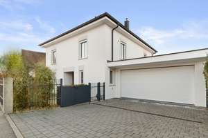Familienvilla in klassischer Architektur – in hervorragender Lage im Würmtal – Die vollständige Adresse der Immobilie erhältst du vom Anbieter., 82131 Gauting – Vorschaubild 4