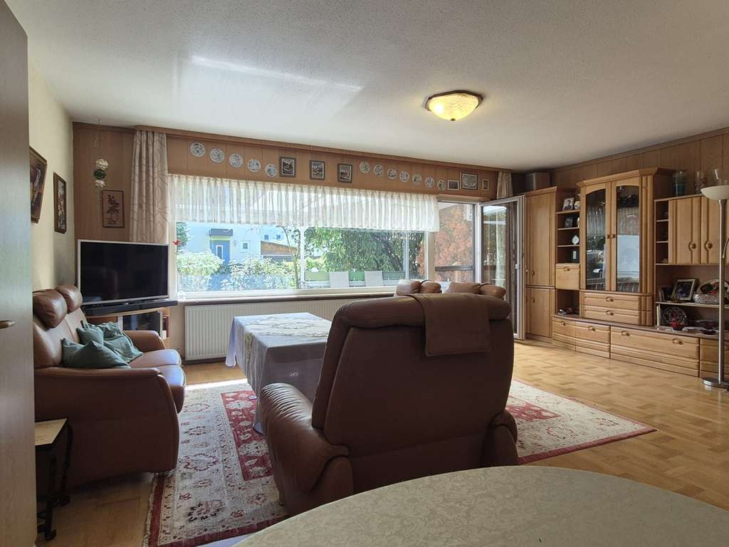 Immobilie in Zwingenberg - Gepflegtes Reihenendhaus mit Balkon und Terrasse in ruhiger Lage in Zwingenberg - Bild 2