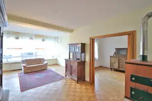 Großzügiges Familienhaus mit Gartenidylle und vielseitigen Nutzungsmöglichkeiten – Heilbronn – Vorschaubild 4