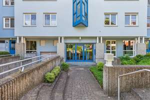 Großzügige Terrassenwohnung in Urdenbach – Die vollständige Adresse der Immobilie erhältst du vom Anbieter., 40593 Urdenbach, Düsseldorf – Vorschaubild 2