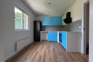 Erstbezug nach Sanierung – Moderne 2-Zimmer-Wohnung mit Balkon in Bremen