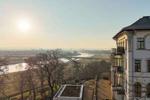 +++ Repräsentative Luxuswohnung inkl. Poggenpohlküche in Villa Elysium mit Altstadt-Blick +++