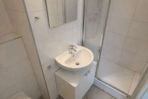 Property thumbnail 16