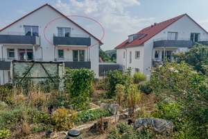 Hochwertige neue 2-Zimmer-Dachwohnung vor den Toren Würzburgs, Erstbezug 15.11.2026 – Am Höchberg 17 a, 97234 Reichenberg – Vorschaubild 2