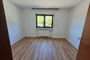 Helle  3-Zimmer-Wohnung mit Balkon in zentraler Lage von Karlsruhe-Grötzingen zu vermieten  – Bruchwaldstraße 60, 76229 Grötzingen, Karlsruhe – Vorschaubild 14