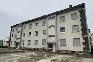 3-Zimmer-Wohnung mit Balkon (wird mit neuem Laminat ausgestattet)