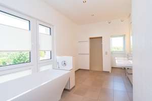 Golfside Living || Privilegierte Golfplatzlage mit viel Privatsphäre – Die vollständige Adresse der Immobilie erhältst du vom Anbieter., 50859 Widdersdorf, Köln – Vorschaubild 7