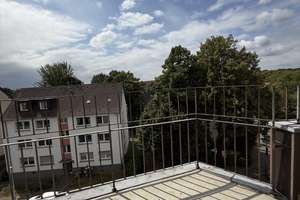 Frisch renovierte 3-Zimmer-Wohnung mit großem Balkon – Erdwegstraße 5, 45356 Bochold, Essen – Vorschaubild 12