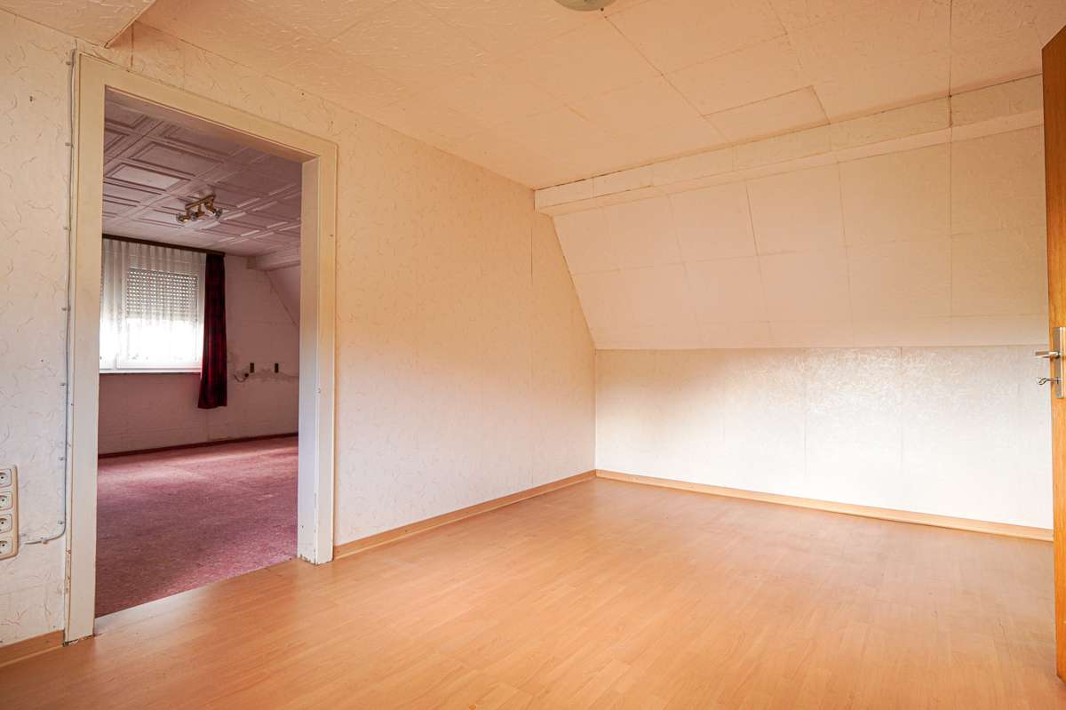 Immobilie in Nentershausen - +++ Geplagtes Einfamilienhaus für die kleine Familie +++ - Bild 10