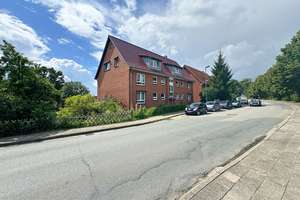 Reinfeld - attraktives Mehrfamilienhaus (9 WE) in zentraler Lage direkt am Herrenteich – Die vollständige Adresse der Immobilie erhältst du vom Anbieter., 23858 Reinfeld (Holstein) – Vorschaubild 2