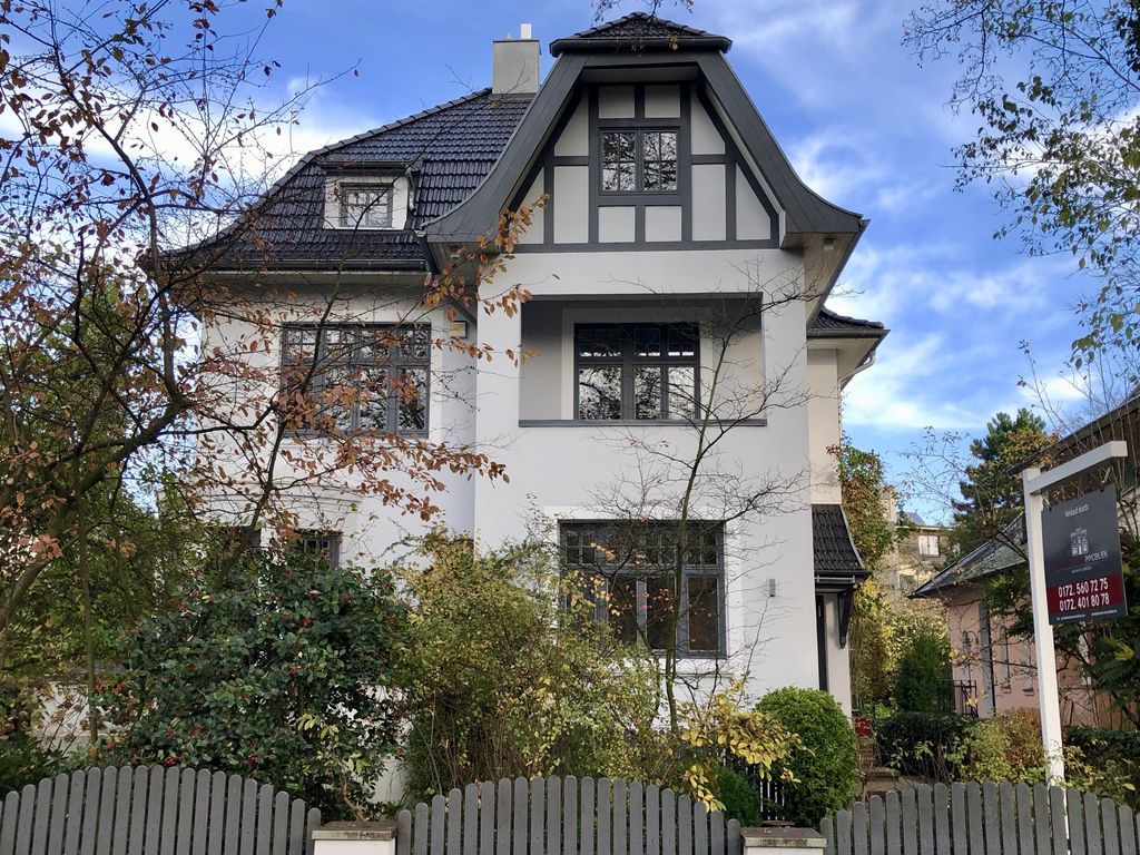 Wunderschöne Altbauvilla im Herzen von Blankenese