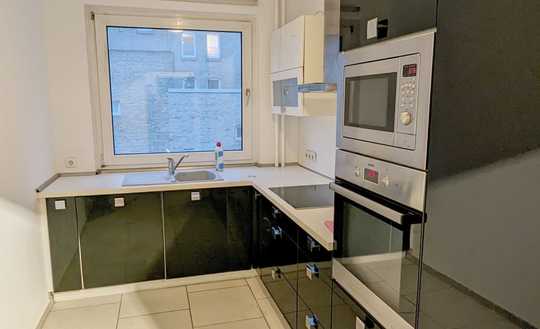Östlicher Ring "3 Zimmerwohnung mit Balkon, Stellplatz, Einbauküche & Fahrstuhl "