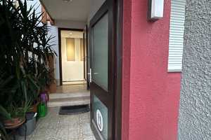 Großzügiges Wohnhaus mit integrierter Arztpraxis – 300 m² Wohn- und Nutzfläche in Trostberg. – Pallinger Straße 17, 83308 Traunstein (Kreis) – Vorschaubild 4