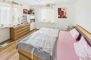 Modernisiertes Zweifamilienhaus mit potentieller Einliegerwohnung – Die vollständige Adresse der Immobilie erhältst du vom Anbieter., 72770 Ohmenhausen, Reutlingen – Vorschaubild 3