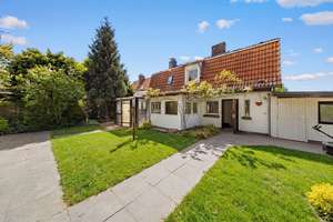 PROVISIONSFREI: Vielseitiges Familienidyll mit Wintergarten, Kamin & Sauna (teil-modernisiert!) – Die vollständige Adresse der Immobilie erhältst du vom Anbieter., 12355 Rudow, Berlin – Vorschaubild 2