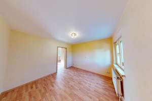 Freistehendes Familienhaus mit 6 Zimmern und großem Garten in Sömmerda – 99610 Sömmerda – Vorschaubild 11