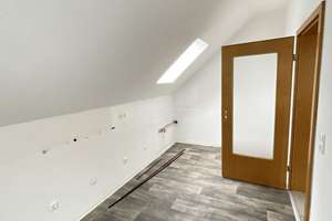 2-Zimmer Dachgeschoss Wohnung in Dortmund Bövinghausen – Uranusstraße 25, 44388 Bövinghausen, Dortmund – Vorschaubild 6